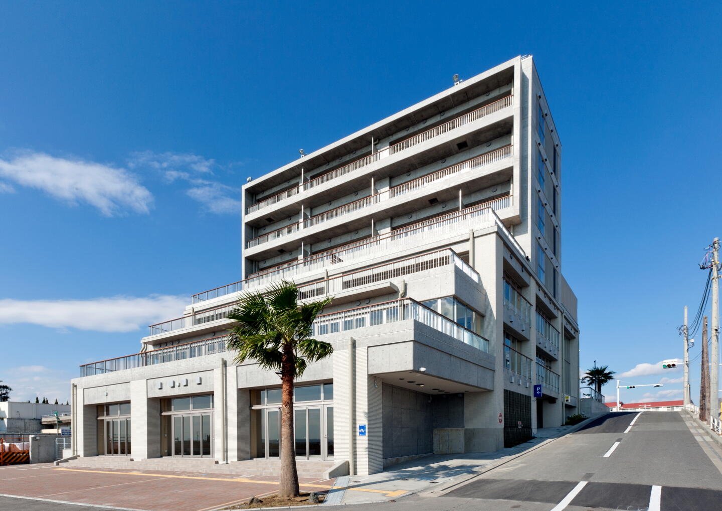 森谷不動産(株)