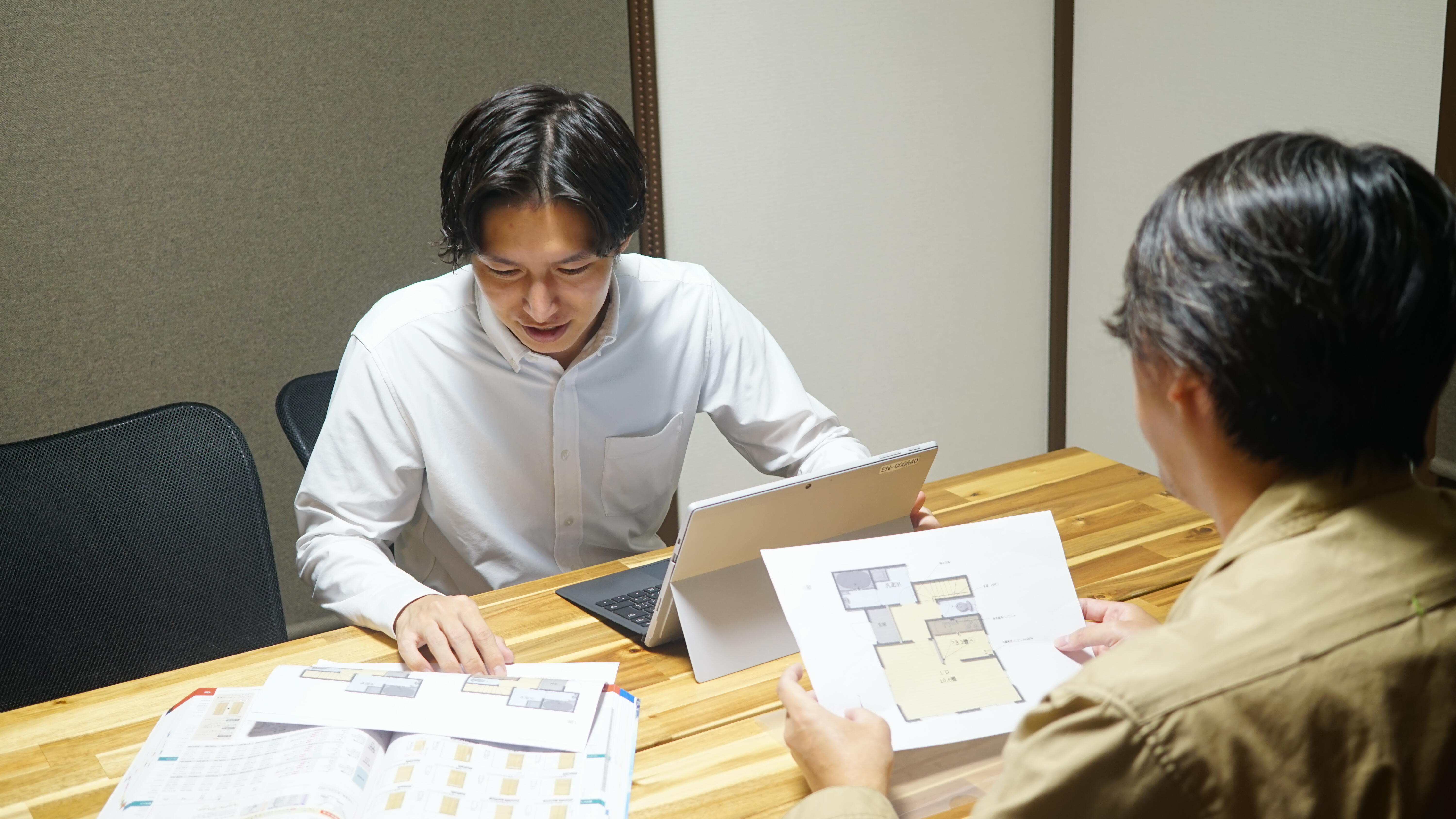 (株)ｇｒａｎｄｓ