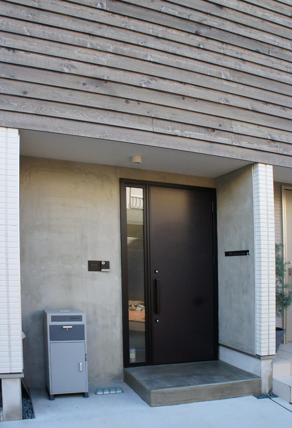 スリーレッグスデザイン